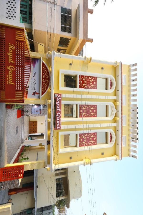 Bed and Breakfast Royal Grand Tambaram Экстерьер фото
