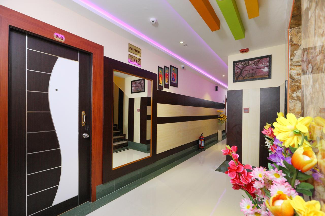 Bed and Breakfast Royal Grand Tambaram Экстерьер фото