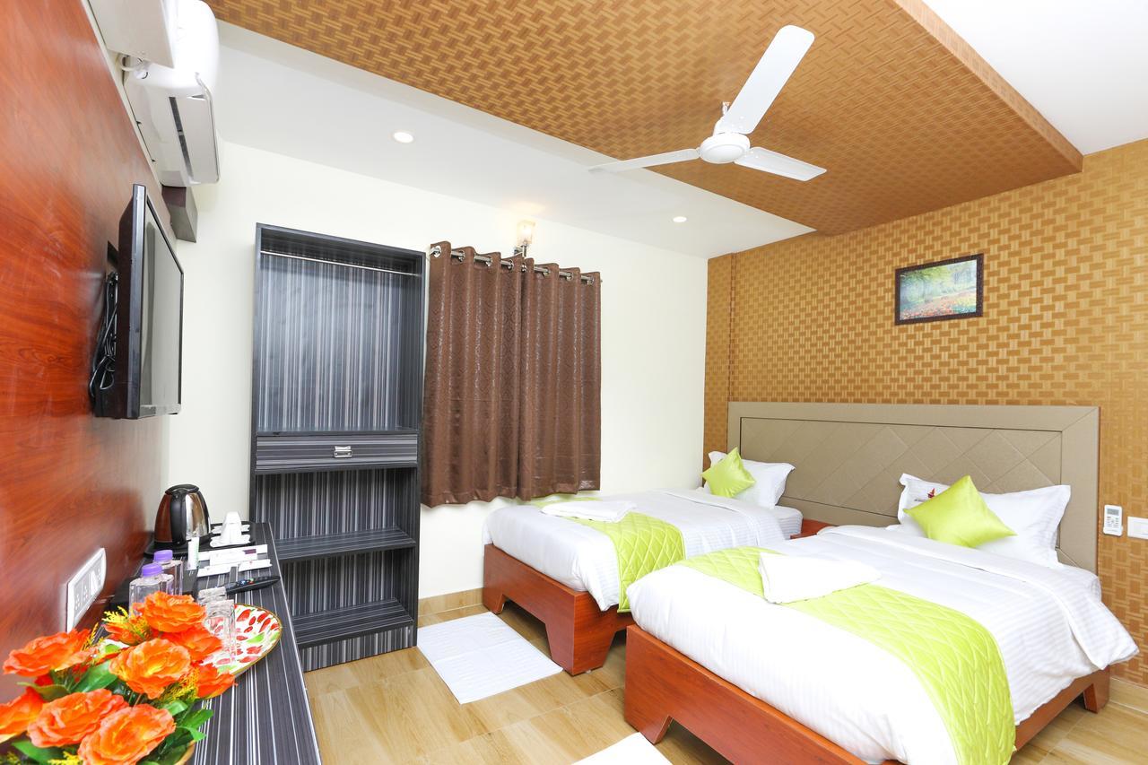 Bed and Breakfast Royal Grand Tambaram Экстерьер фото