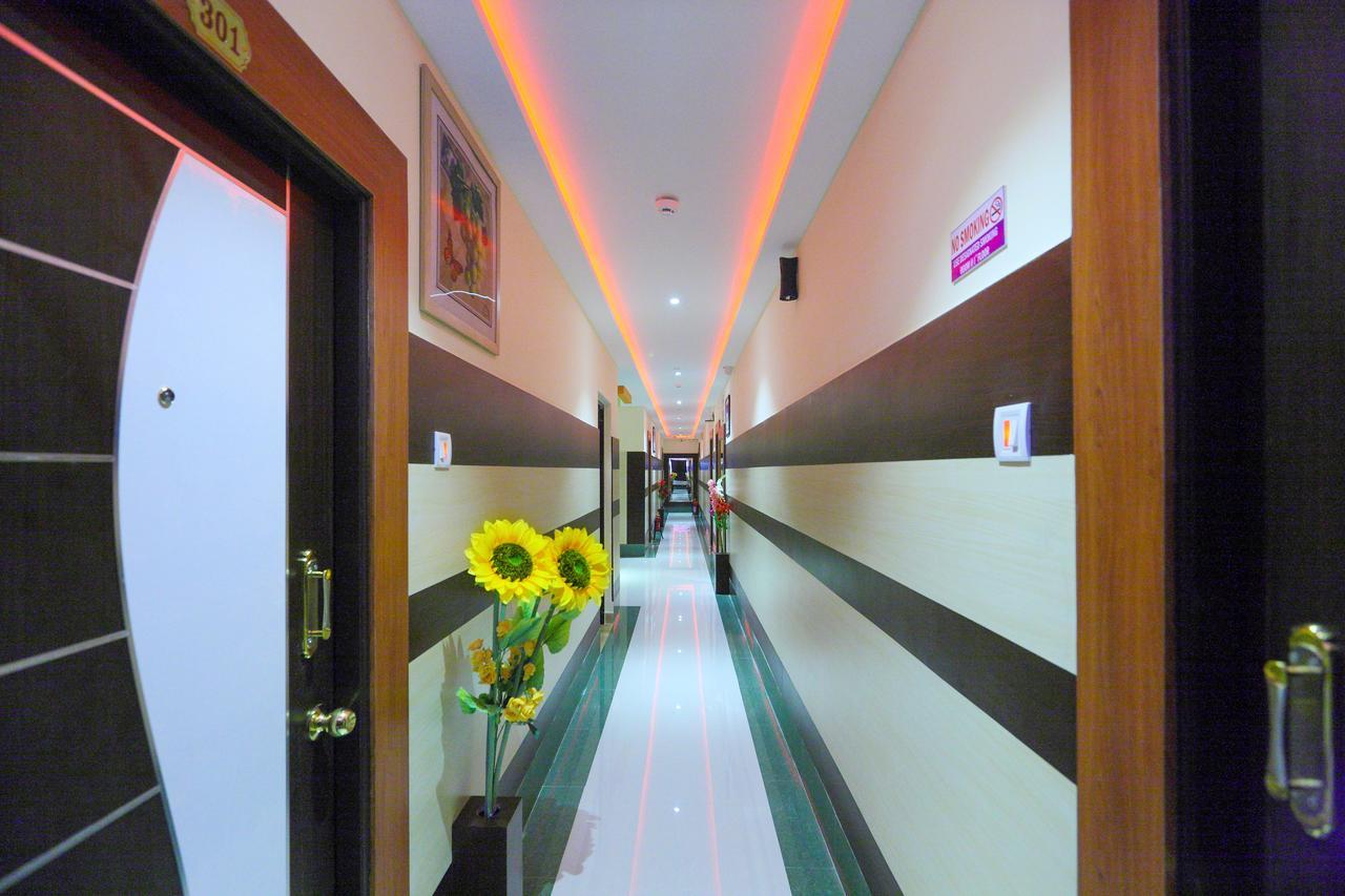 Bed and Breakfast Royal Grand Tambaram Экстерьер фото