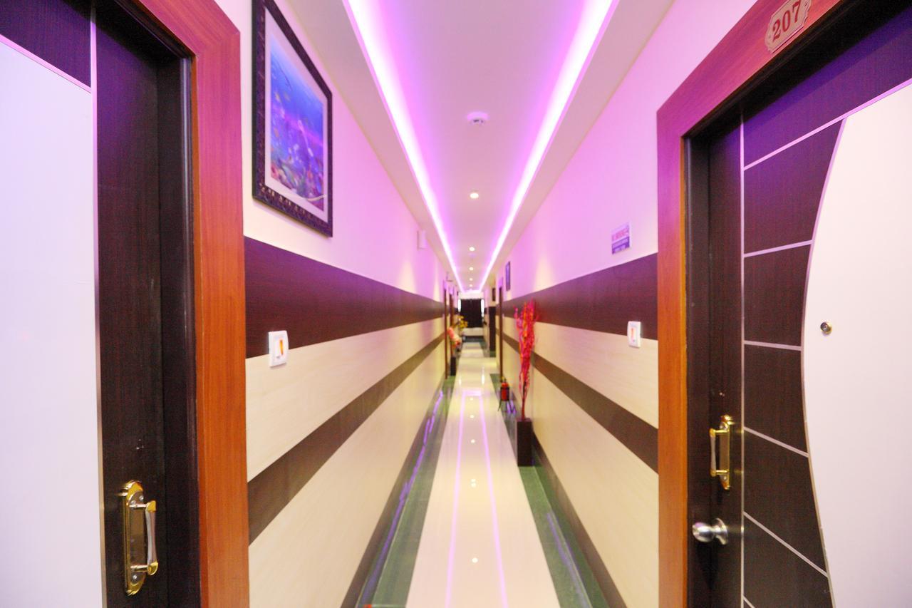 Bed and Breakfast Royal Grand Tambaram Экстерьер фото