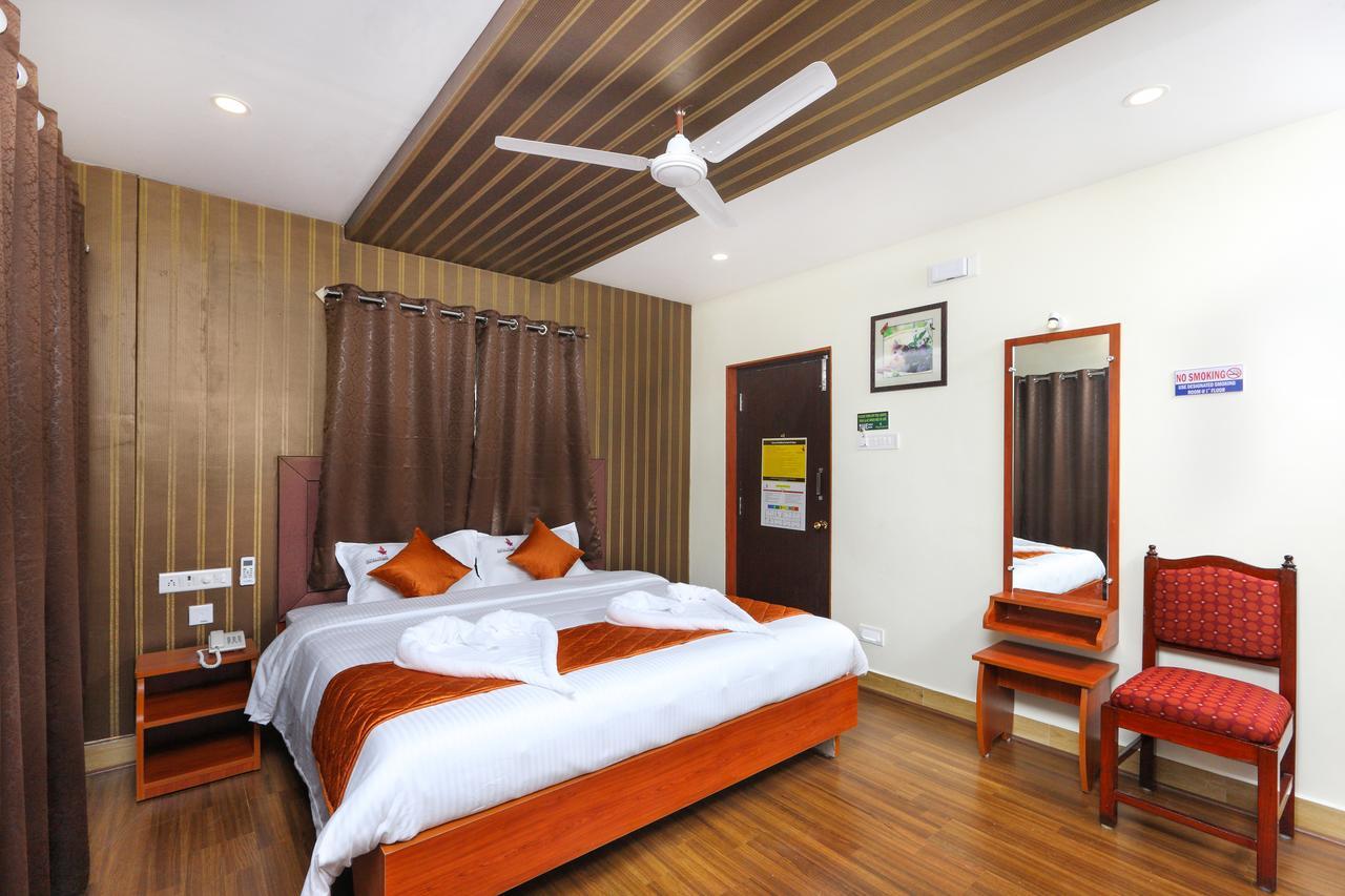 Bed and Breakfast Royal Grand Tambaram Экстерьер фото